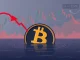 A visual representation of a Bitcoin price chart showing a bearish RSI divergence and a CME gap, indicating a potential downturn in the Bitcoin price.